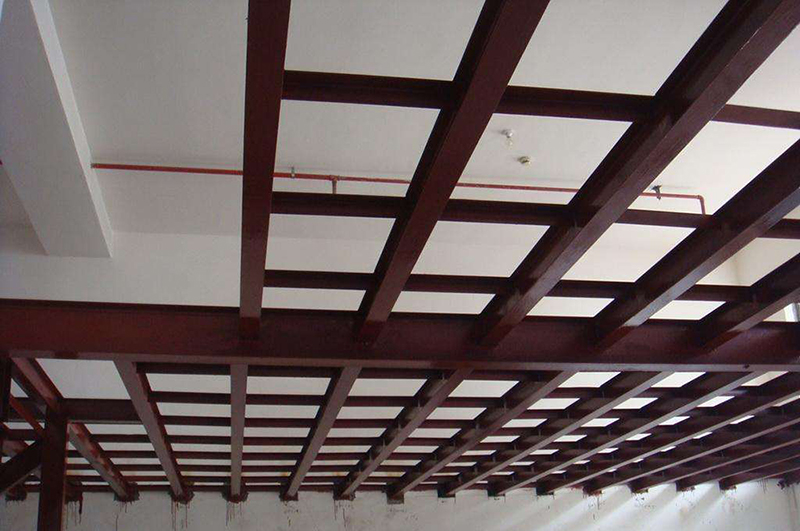 鋼結構廠房裝修閣樓搭建多少錢一平方？